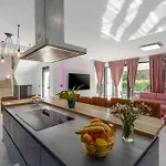 Keke Villa