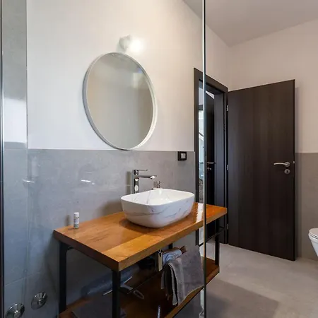Keke Villa